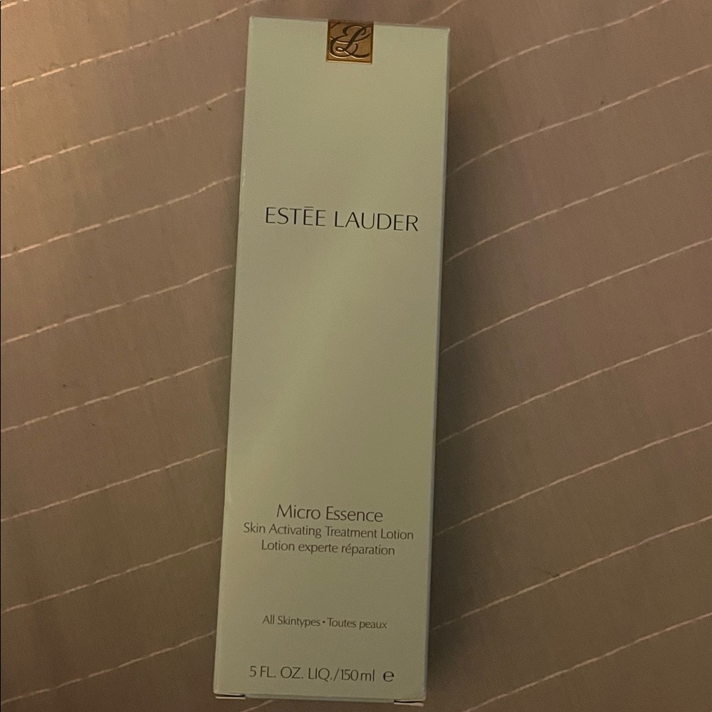 Estee Lauder Micro Essence Akin Activating Treatment Lotion